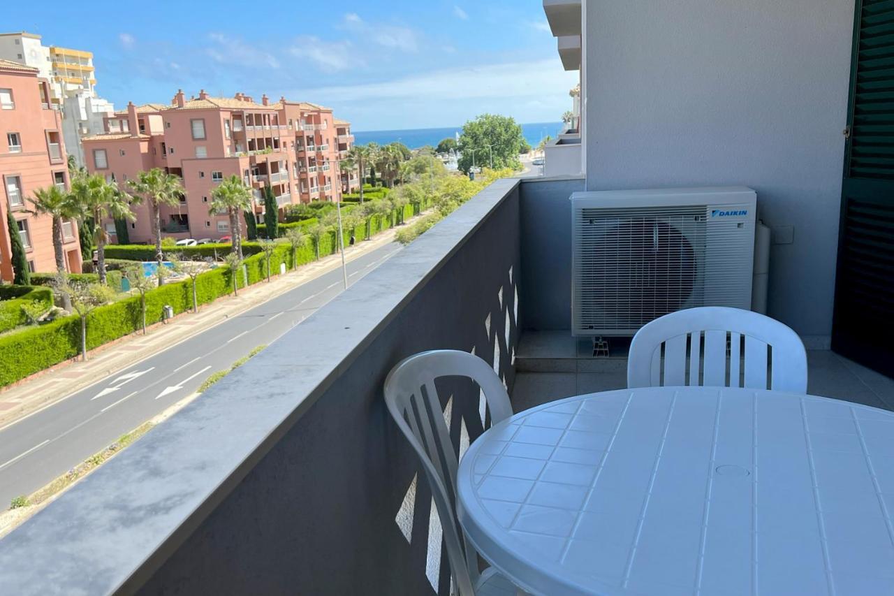 Apartment By The Beach With Parking And Wifi By Amcf Портиман Екстериор снимка